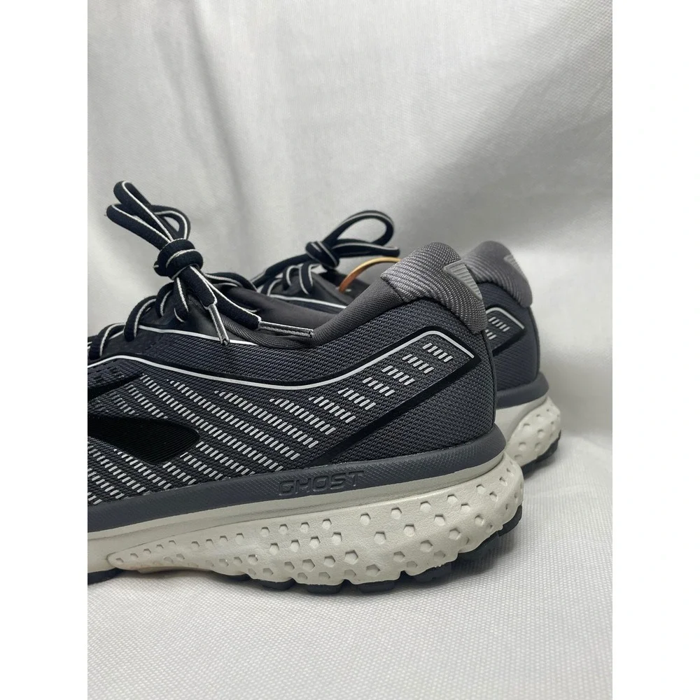 Brooks Ghost 12 Athletic Run Shoes Mens Size US 12 D Carbon Gray Black Sneakers